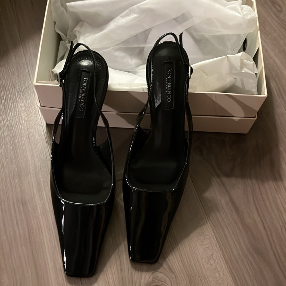 Tony Bianco Kitten Heel - Picture 2 of 9